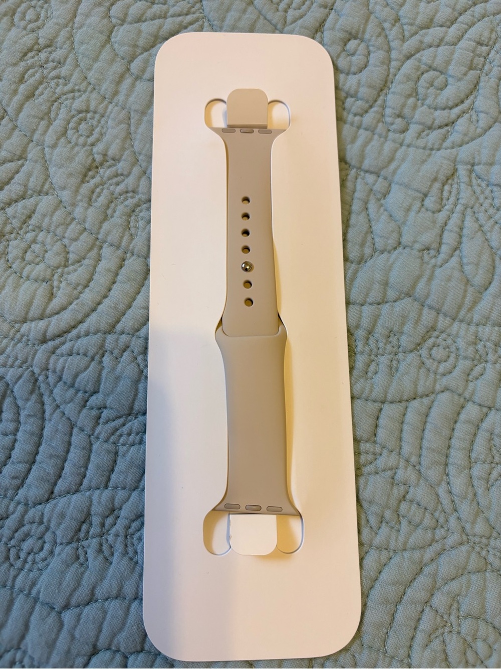 Original Apple Silicone Sport Watch Band - Taupe